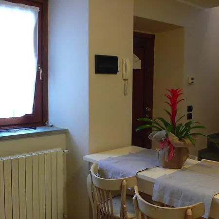 Apartment Dolce Casa Foresto Sparso