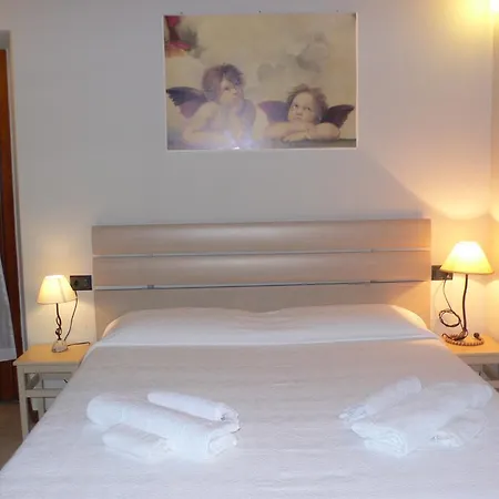 Apartment Dolce Casa Foresto Sparso